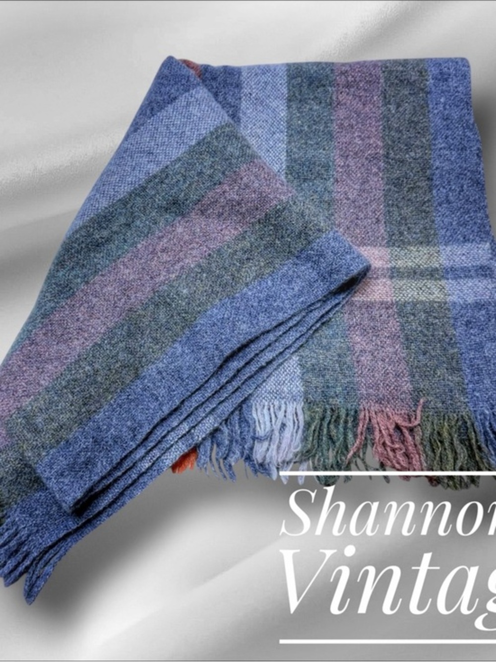 Avoca Hand Weavers 54 x 64 Pure New Wool Handwoven in Ireland Throw Blanket